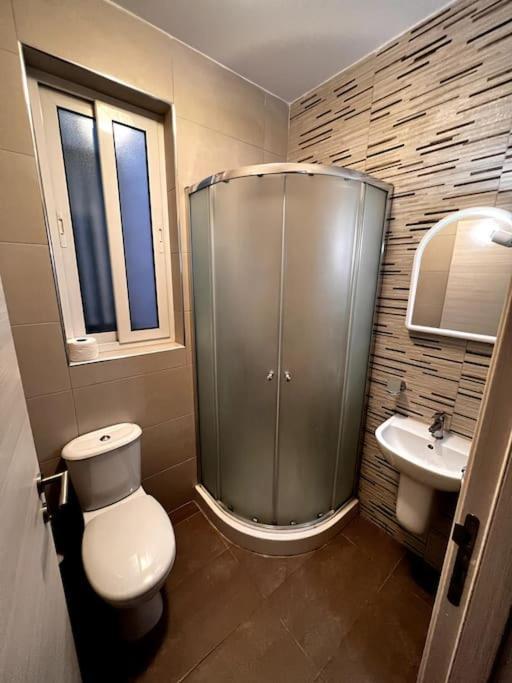 Mediterranea 2 Bedroom Smart Apartment Сейнт Полс Бей Екстериор снимка